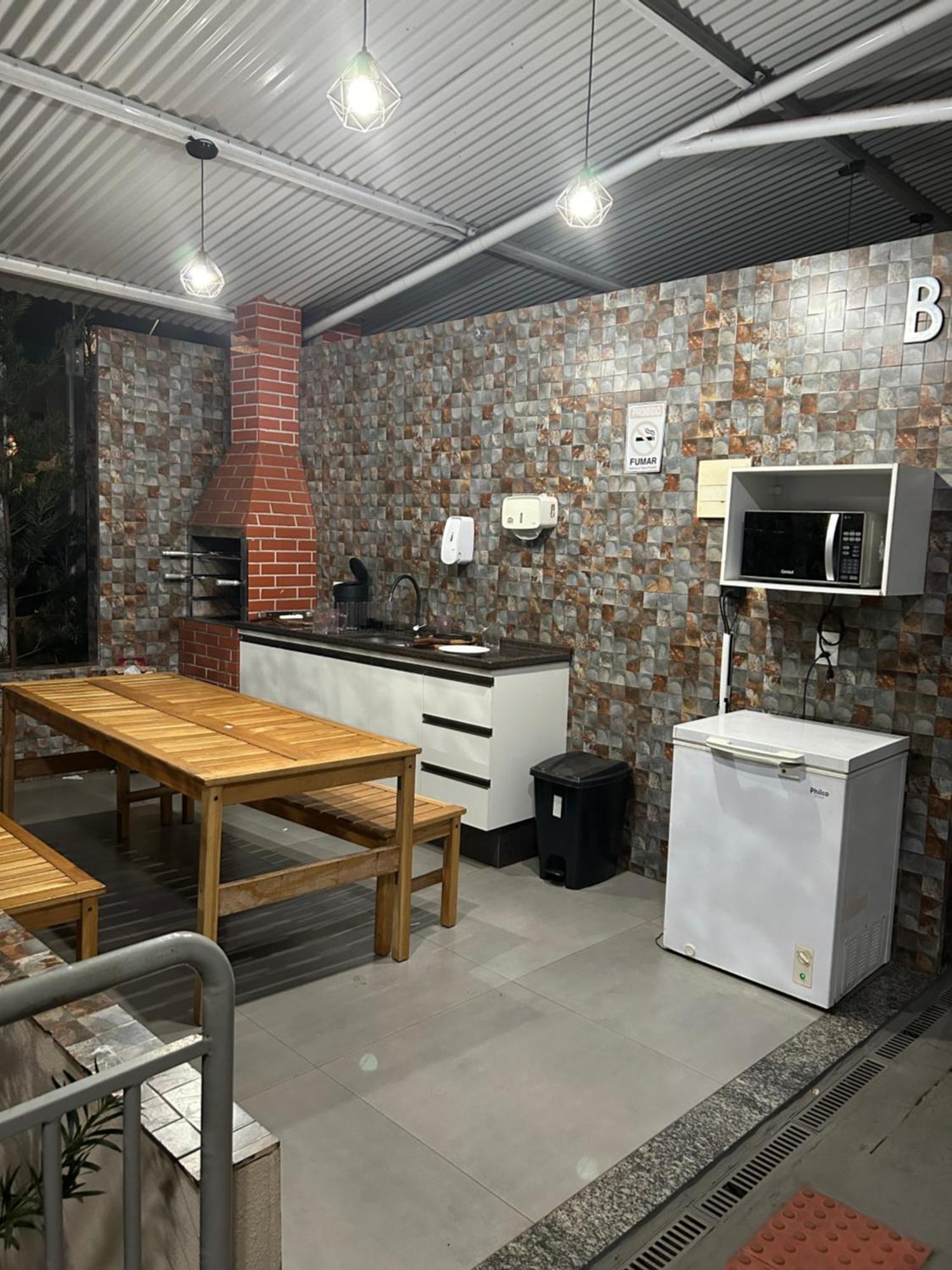 Ap Completo Vista Para Rua Arcond Wifi Piscina Londrina Dış mekan fotoğraf