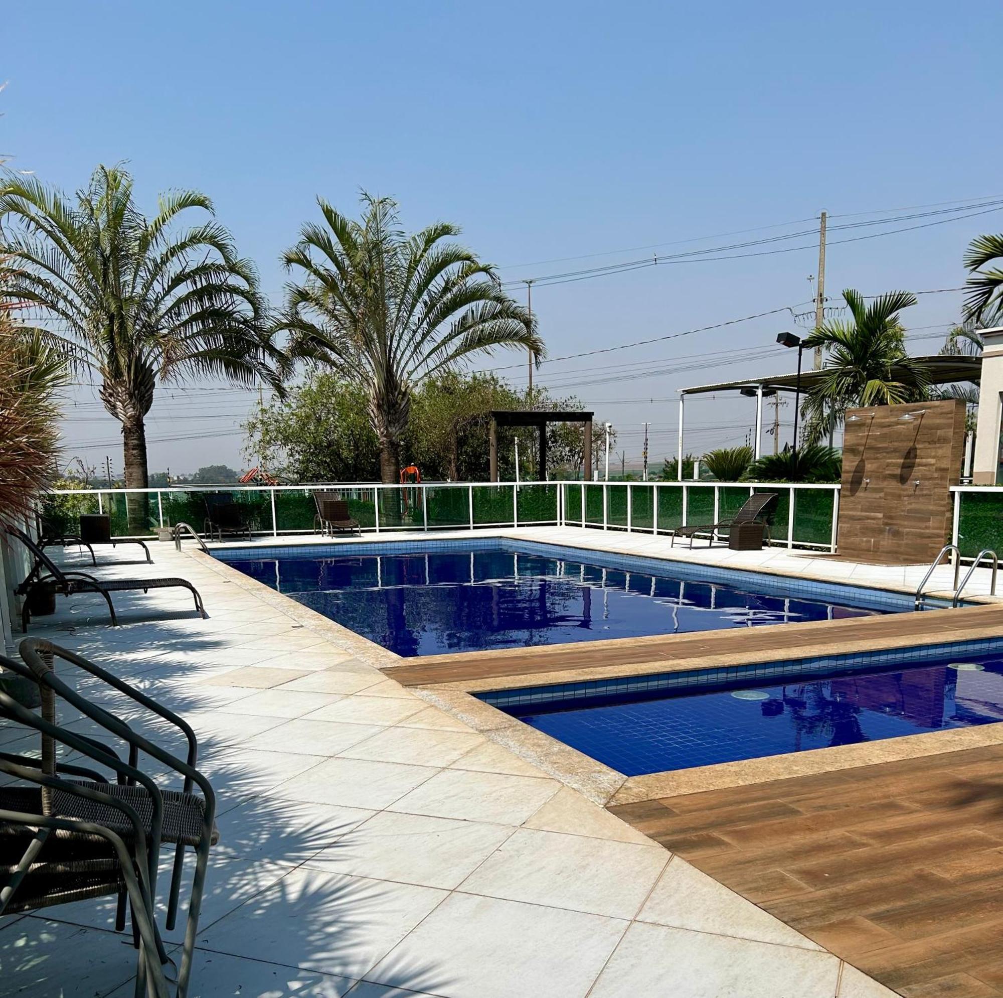 Ap Completo Vista Para Rua Arcond Wifi Piscina Londrina Dış mekan fotoğraf